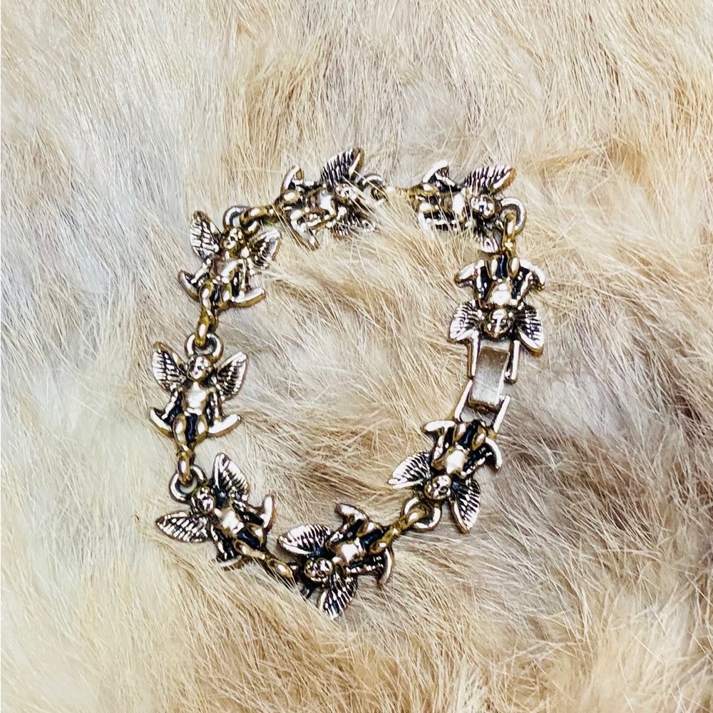 Vintage Gold tone Angel Charm Bracelet
